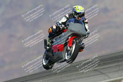 media/Feb-03-2024-SoCal Trackdays (Sat) [[767c60a41c]]/5-Turn 9 Set 2 (1040am)/